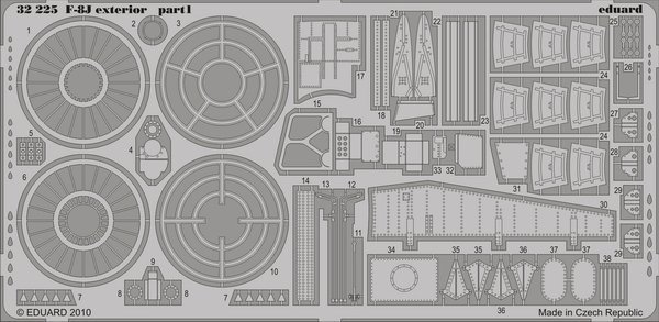 Eduard 32225 F-8J exterior TRUMPETER 1/32