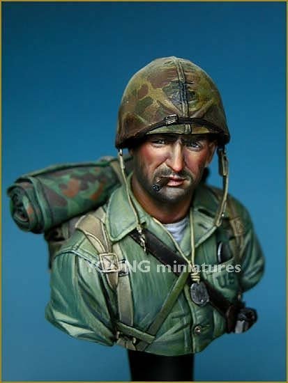 Young Miniatures YM1813 SUSMC IWOJIMA 1945 1/10
