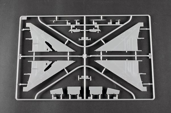 Trumpeter 02825 JJ-7A Trainer 1/48
