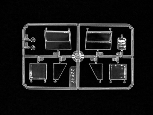 ICM DS3523 Sankas WWII Wehrmacht Ambulance Trucks 1/35