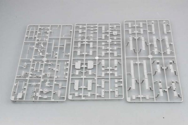 Trumpeter 05317 German Cruiser Admiral Hipper 1941 (1:350)