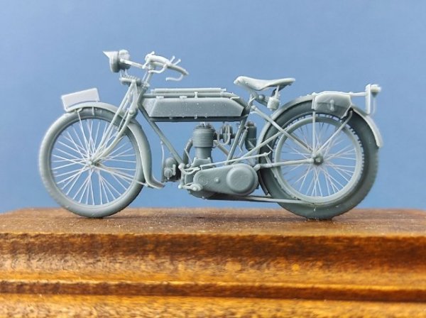 Copper State Models B35-001 British Motorcycle Tr.Model H 1/35