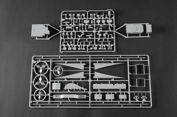 Trumpeter 03721 HMHS Britannic 1/200 