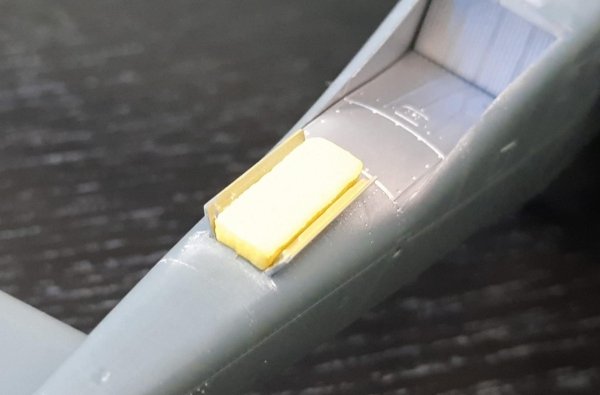 Omask 74810 P-51D Mustang wheel bay plugs (for Eduard) 1/48