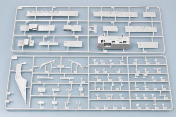 Trumpeter 05714 USS Nimitz CVN-68 (1:700)