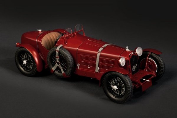 Italeri 4708 ALFA ROMEO 8C 2300 Monza 1/12