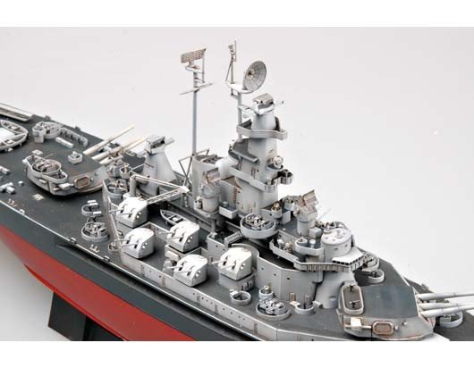 Trumpeter 05306 USS MASSACHUSETTS BB-59 (1:350)
