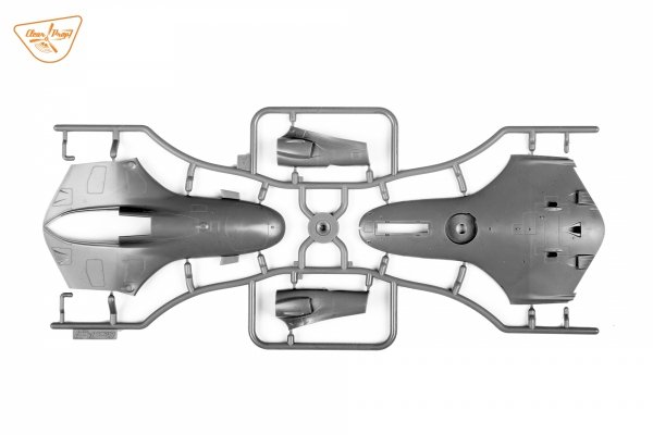 Clear Prop! CP3502 TB.2 UAV In Polish Service STARTER KIT 1/35