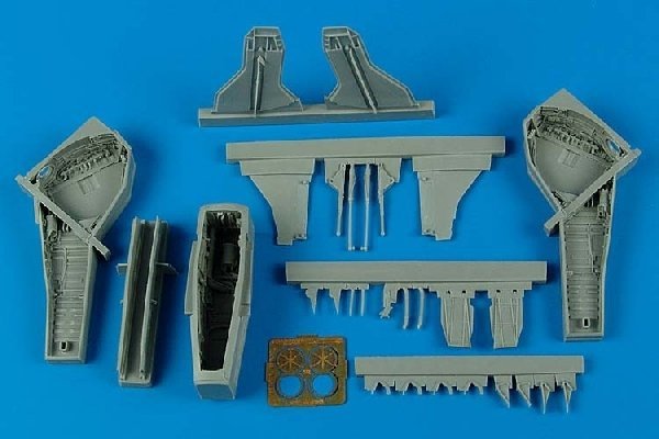 Aires 4380 F-105D Thunderchief wheel bay 1/48 HOBBY BOSS