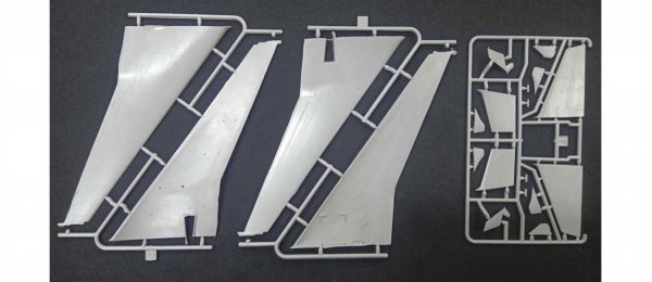 Mikromir 144-036 McDonnell Douglas MD-11 PW  1/144