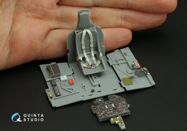 Quinta Studio QD32208 P-40F WarHawk 3D-Printed coloured Interior on decal paper (Trumpeter) 1/32