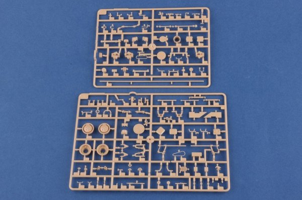 Hobby Boss 85509 Russian 9K79 Tochka (SS-21 Scarab) IRBM 1:35