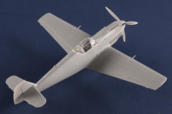 Hobby Boss 81793 Messerschmitt Bf109E-4/TROP 1/48