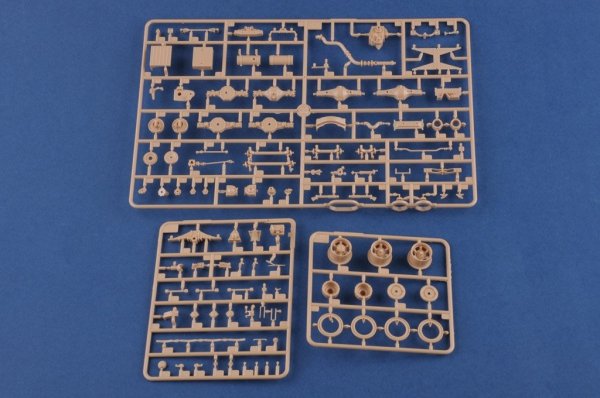 Hobby Boss 85510 Russian KrAZ-260 Cargo Truck 1:35