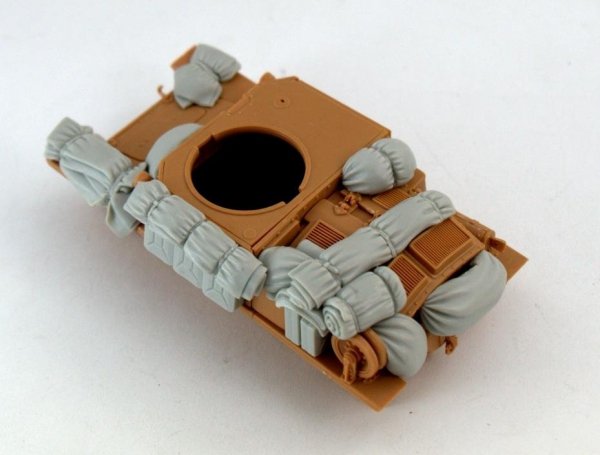 Panzer Art RE35-467 Stowage set for Carro Armato L6/40 1/35
