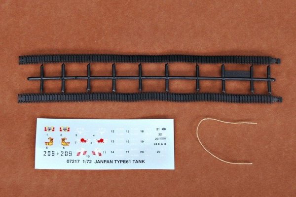 Trumpeter 07217 JAPAN TYPE61 TANK (1:72)