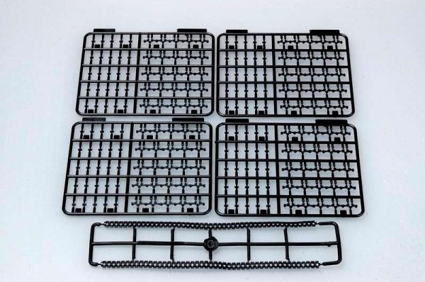 Trumpeter 07275 German Sd.Kfz.9 (18t) Half-Track Sd.Ah.116 Trailer (1:72)