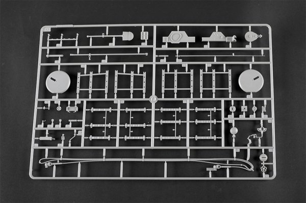Trumpeter 00945 Pz.Kpfw.VI Ausf.E Sd.Kfz. 181 Tiger I Late Production 1/16