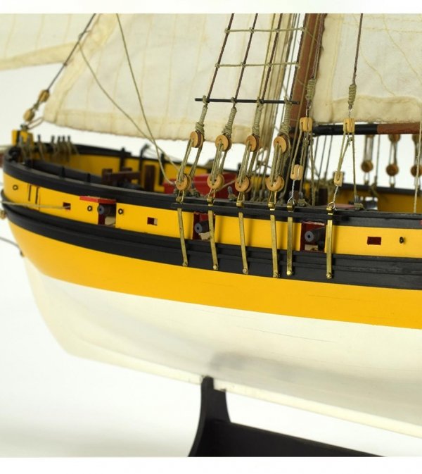 ARTESANIA LATINA 22401 Le Renard - kuter piracki 1/50