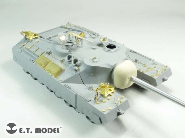 E.T. Model E35-162 US ARMY T28 Super Heavy Tank (For DRAGON 6750) (1:35)