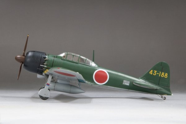 Fine Molds FZ03 IJN A6M5a Carrier Fighter Zero Model 52 1/48