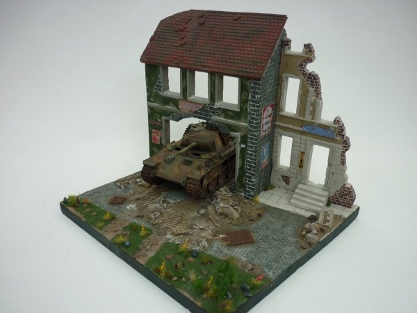 RT-Diorama 35130 Diorama-Base: &quot;Der Durchbruch&quot; im Maßstab 1/35