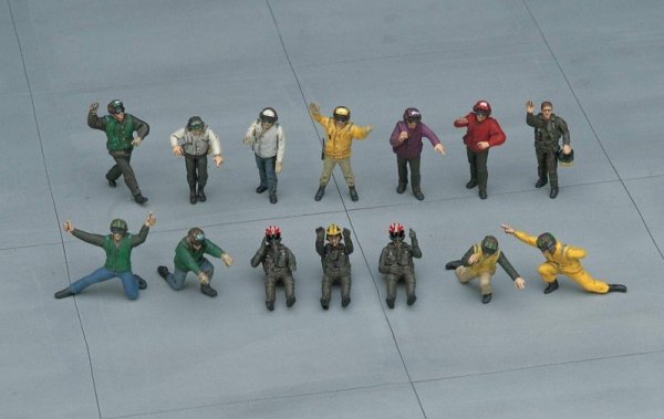 Hasegawa X48-6 U.S. NAVY PILOT DECK CREW SET C (1:48)