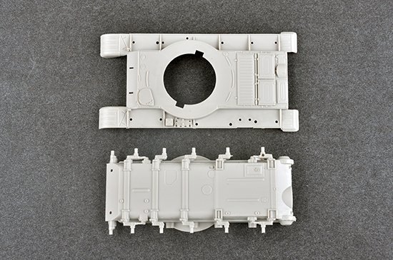 Trumpeter 07147 Russian T-62 Main Battle Tank Mod.1972 1/72