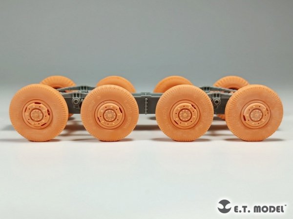 E.T. Model P35-111 WWII German Sd.Kfz.234 workable suspension ( 3D Printed ) For DRAGON Kit 1/35