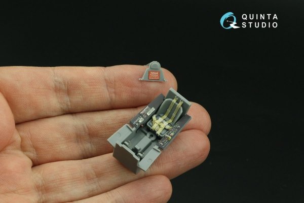 Quinta Studio QD48269 Fw 190A-8 3D-Printed &amp; coloured Interior on decal paper (Tamiya) 1/48