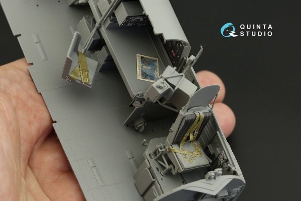 Quinta Studio QD32150 Avro Lancaster B. Mk.I/III 3D-Printed &amp; coloured Interior on decal paper (Border Model) 1/32