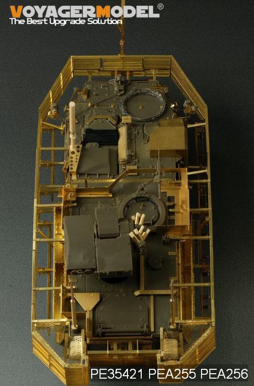 Voyager Model PEA256 Modern US Stryker family Rhino Anti IED Device/VHF/UHF (GP) 1/35