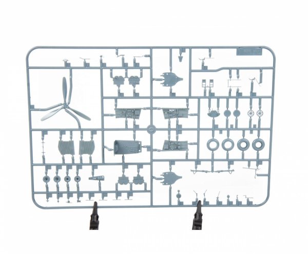 Eduard 11187 Curtiss Kittyhawk Mk.Ia / Mk.IV Dual Combo 1/48