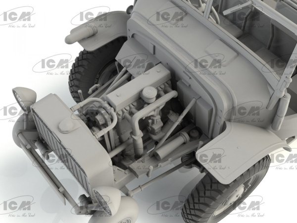 ICM 35570 Laffly V15T WWII French Artillery Towing Vehicle 1/35