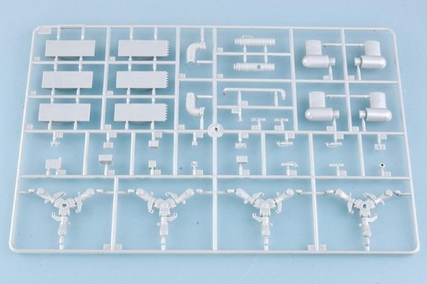 Trumpeter 05105 CH-47D CHINOOK (1:35)