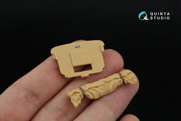 Quinta Studio QDS-35145 Schwimmwagen Type 166 3D-Printed &amp; coloured Interior on decal paper (Tamiya) (Small version) 1/35