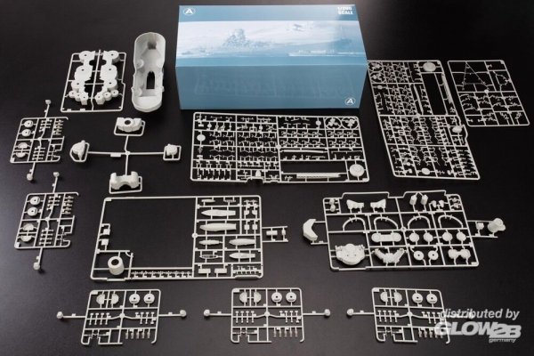 Glow2B 5058052 Yamato Battleship Premium 1/200