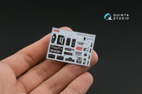 Quinta Studio QD24004 Hummer H1 3D-Printed &amp; coloured Interior on decal paper (MENG) 1/24