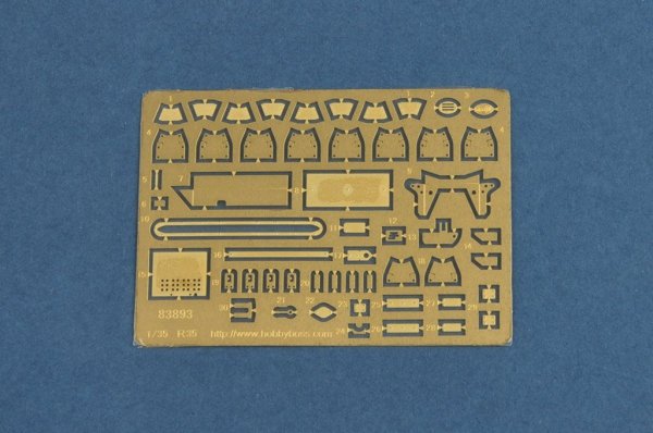Hobby Boss 83894 French R35 with FCM turret tank 1/35