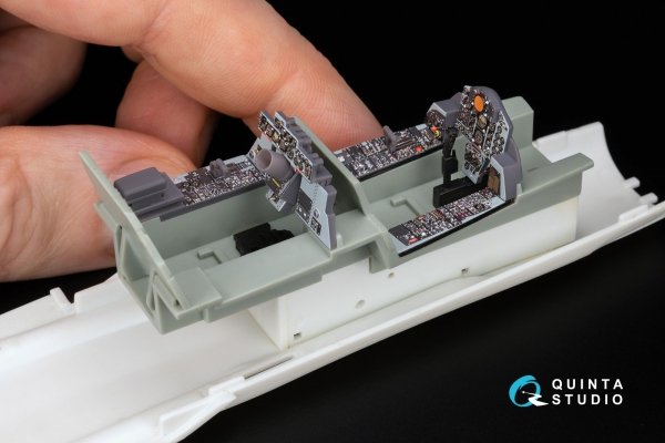 Quinta Studio QDS+48487 F-4C Phantom II 3D-Printed &amp; coloured Interior on decal paper (Academy) (Small version) (with 3D-printed resin parts) 1/48