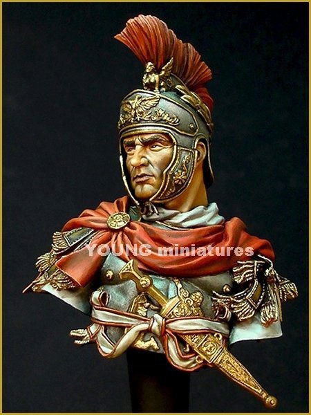 Young Miniatures YH1829 Roman Cavalry Officer 180 B.C. 1/10