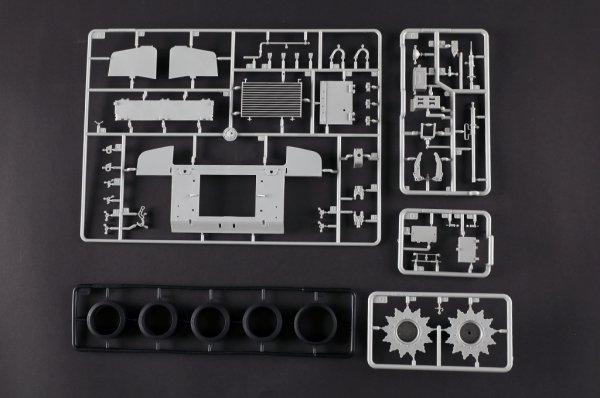 I Love Kit 61618 M4A1E8 Medium Tank 1/16