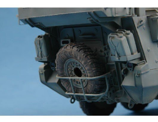 Trumpeter 01558 LAV III TUA (Tow-Under-Armour) (1:35)