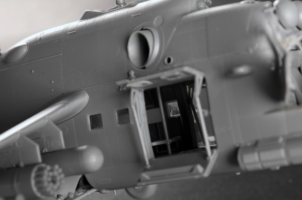 Trumpeter 05829 Mi-24P Hind-F 1/48