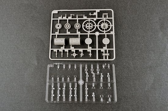 Trumpeter 09527 Russian T-80UD MBT 1/35