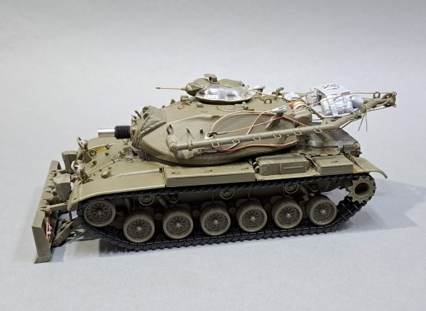 Eureka XXL ER-3571 Zestaw waloryzacyjny do M728 Combat Engineer Vehicle dopasowany do AFV Club 35254 / Upgrade kit for the M728 Combat Engineer Vehicle fit to AFV Club 35254 1/35