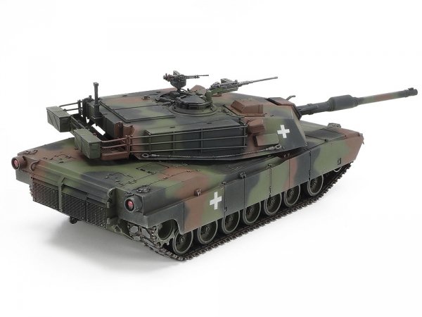 Tamiya 25216 U.S. M1A1 Abrams Tank &quot;Ukraine&quot; 1/35