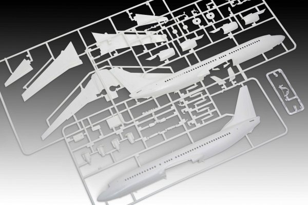 Revell 03772 Boeing 737-800 Turkish Airlines 1/144