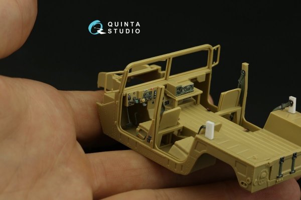 Quinta Studio QD48310 HUMVEE family 3D-Printed &amp; coloured Interior on decal paper (Tamiya) 1/48