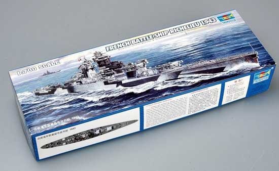 Trumpeter 05750 French Battleship Richelieu 1943 1/700